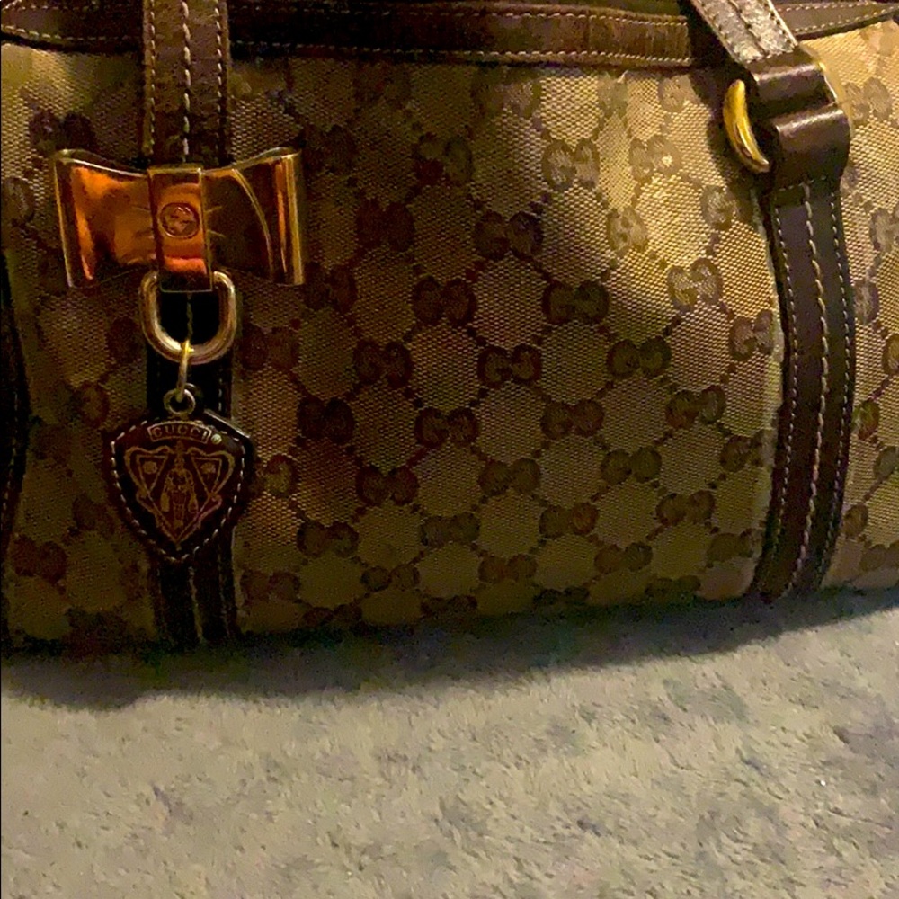 Gucci purse